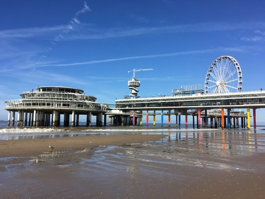 Scheveningen-pier-strand.jpeg